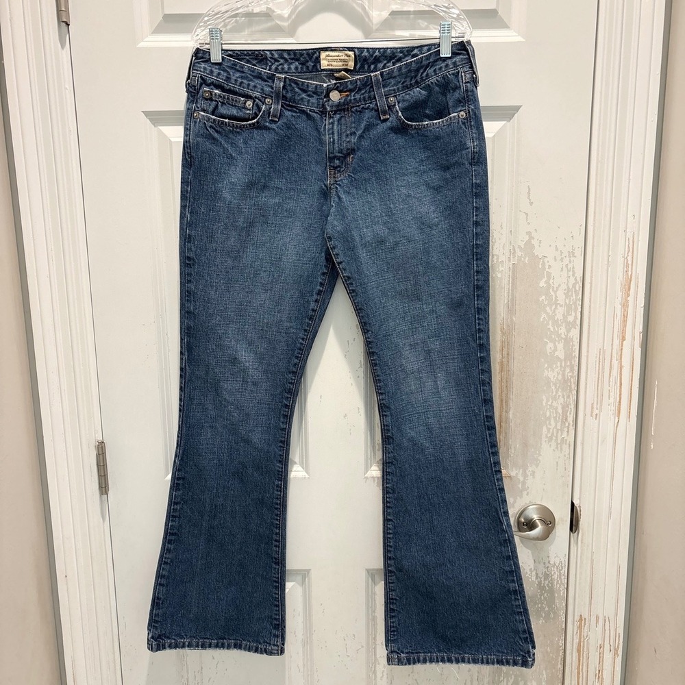 Vintage Y2K Abercrombie & Fitch Women's High Rise Flare Jeans Size 8R